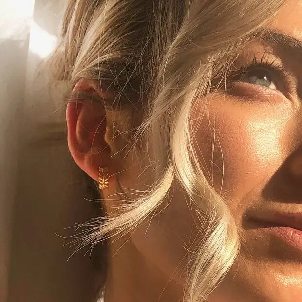 Oorbellen met varenblad (goud)