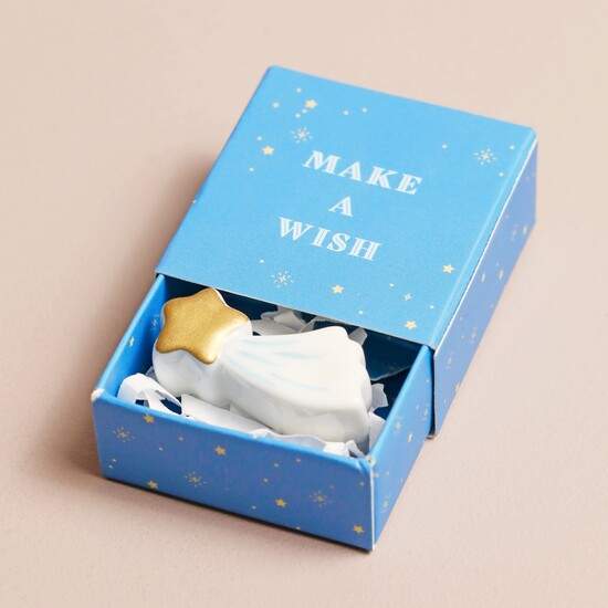 Tiny matchbox met mini beeldje (make a wish)