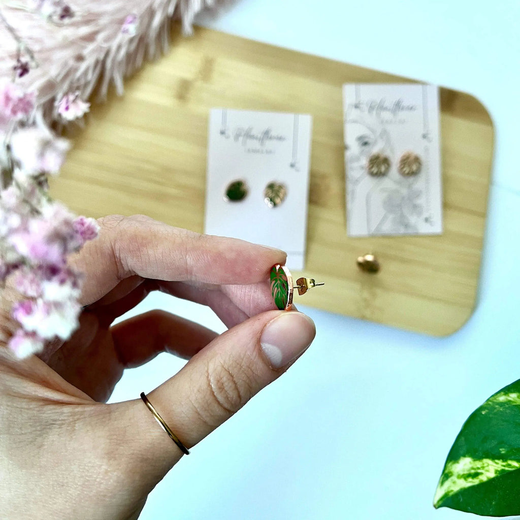 Oorknopjes Monstera blad