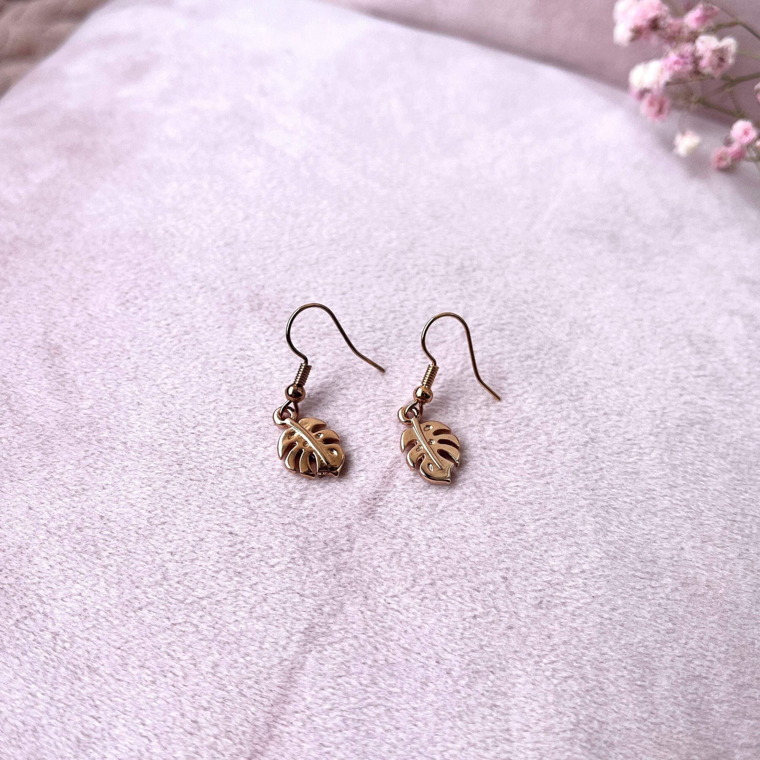 Monstera oorbellen (roségoud)