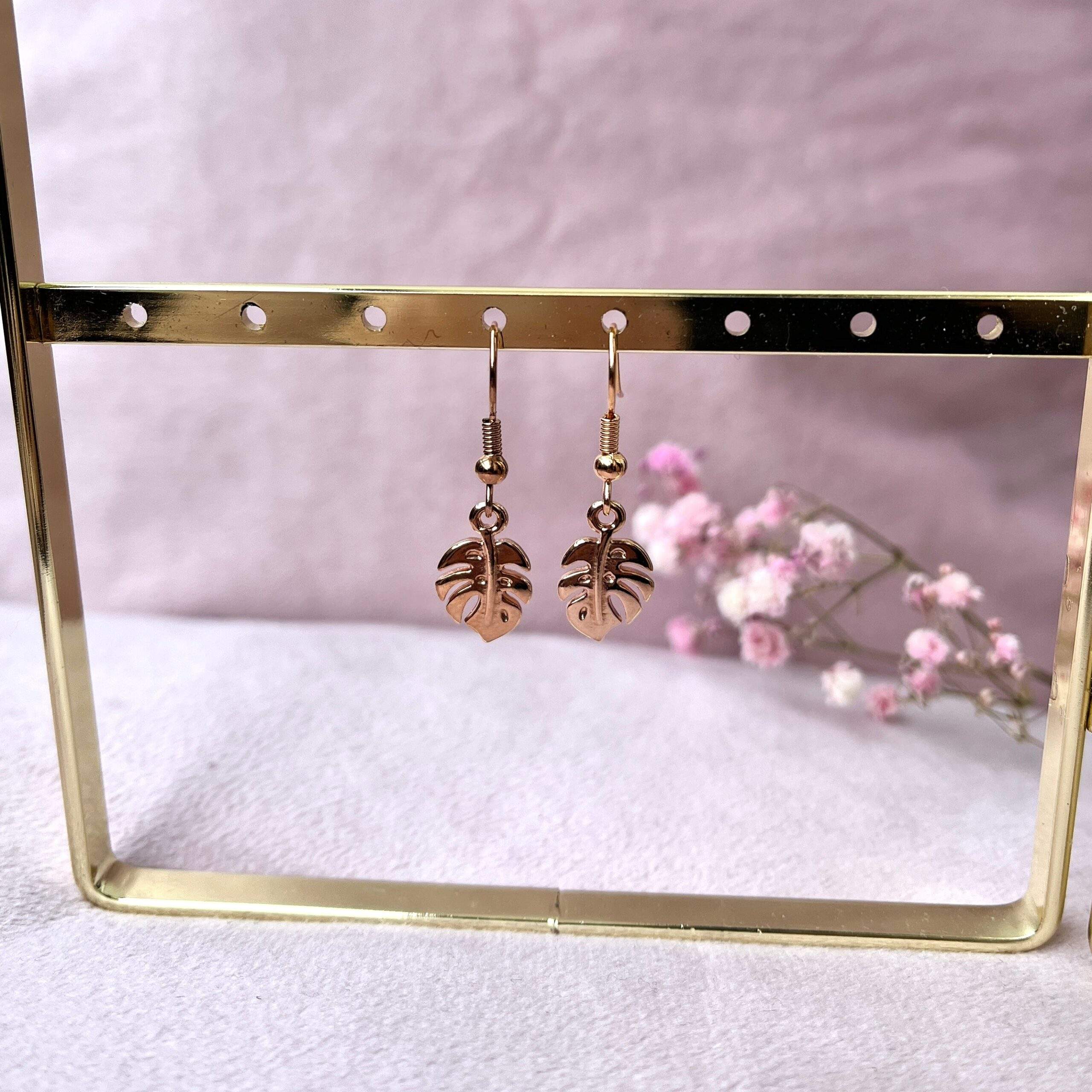 Monstera oorbellen (roségoud)